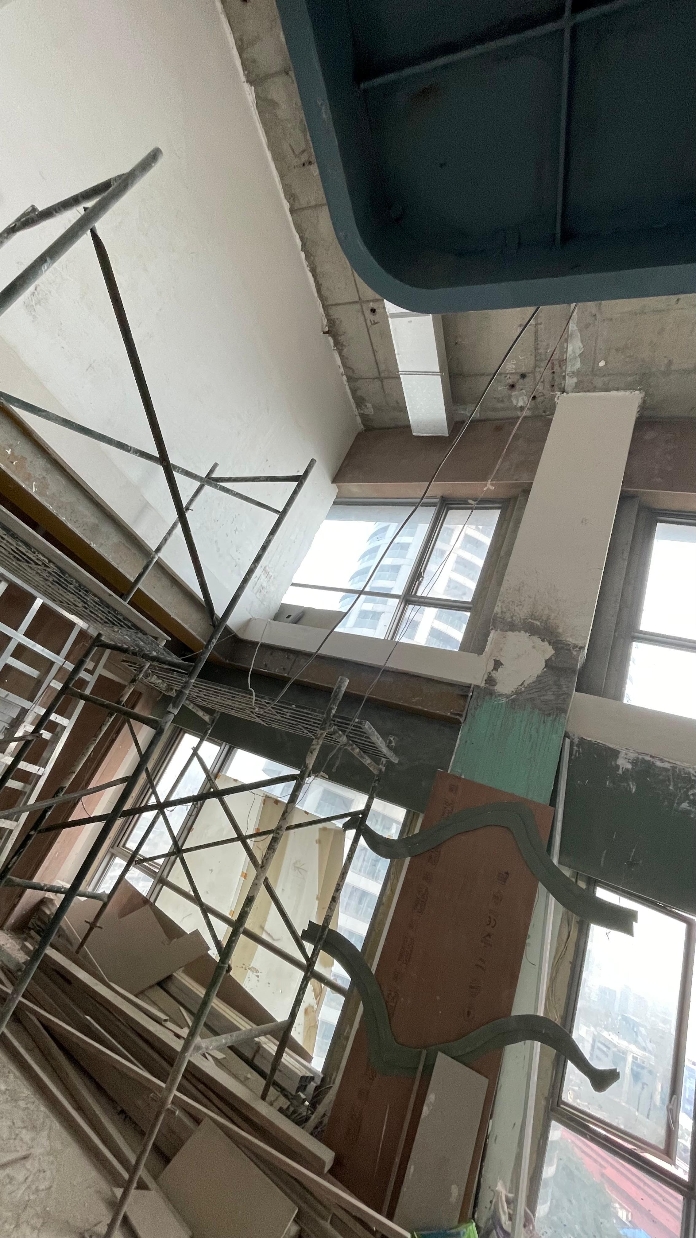 Scaffolding & High-Ceiling Cabling